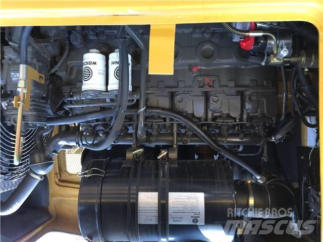 SEM 630B Tractopelle