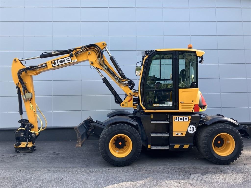 JCB 110 Hydradig Pelle sur pneus