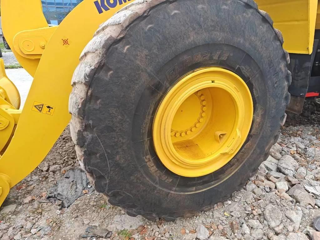 Komatsu WA 470-6 Chargeuse sur pneus
