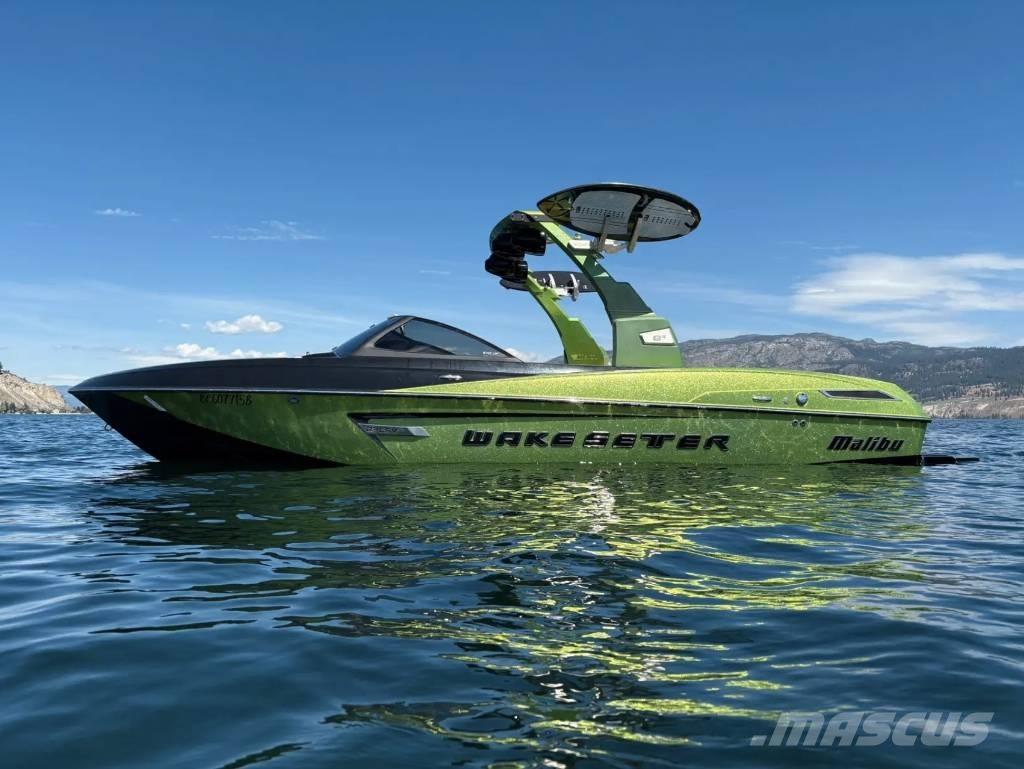  Malibu 23 LSV Bateaux de travail, barges et pontons