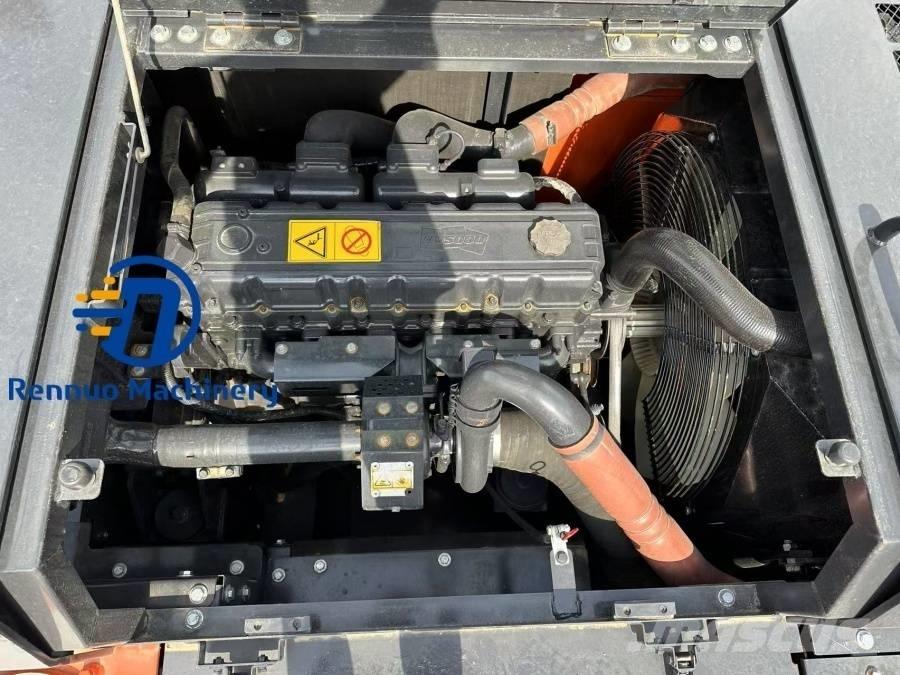 Doosan DX 340 Pelle sur chenilles