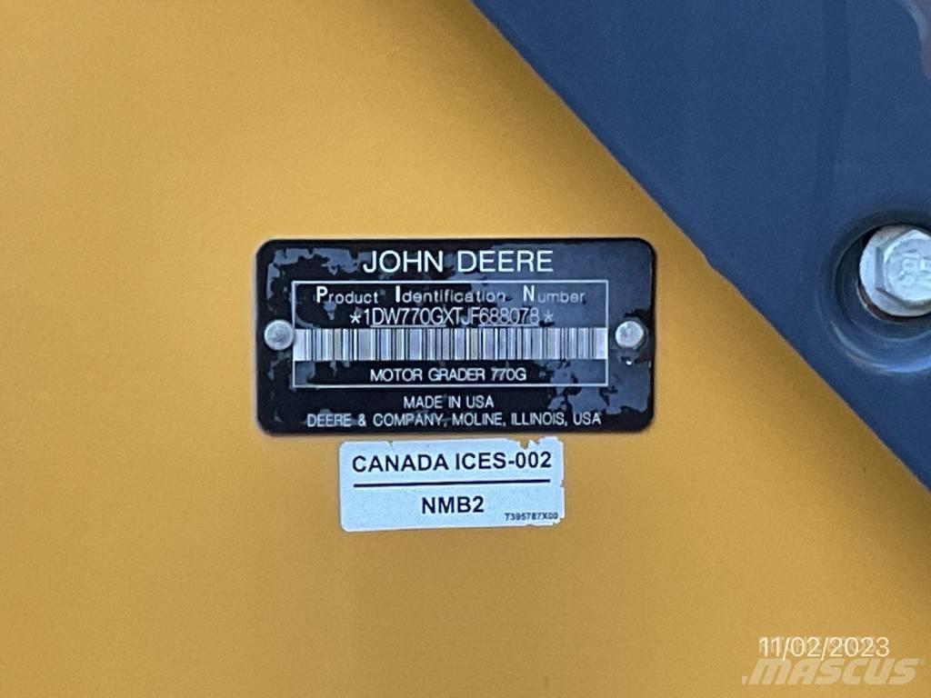 John Deere 770 G Niveleuse