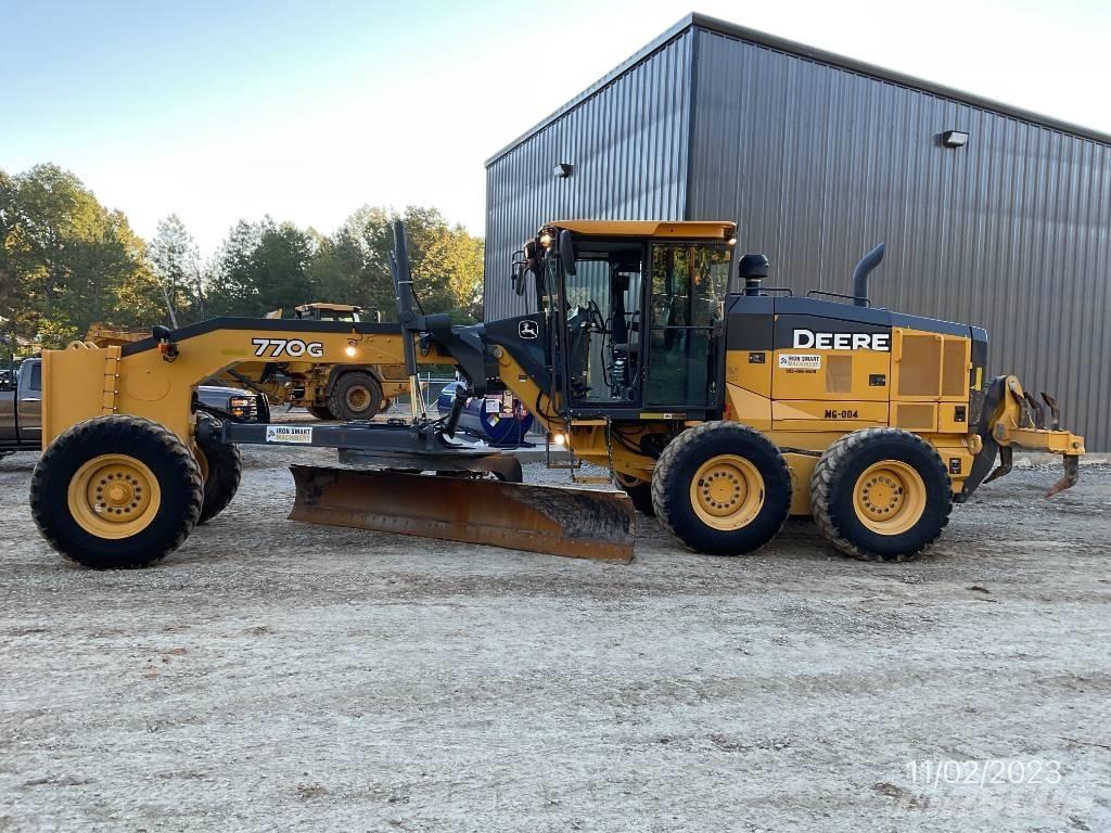 John Deere 770 G Niveleuse