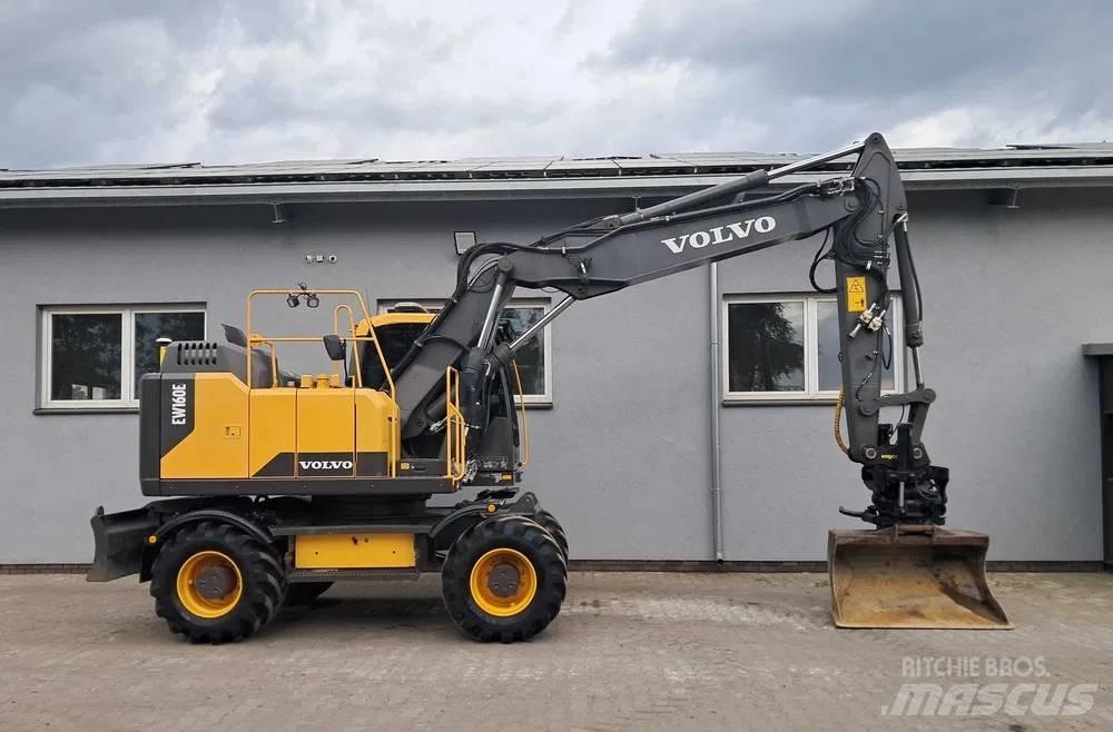 Volvo EW 160 E Pelle sur pneus