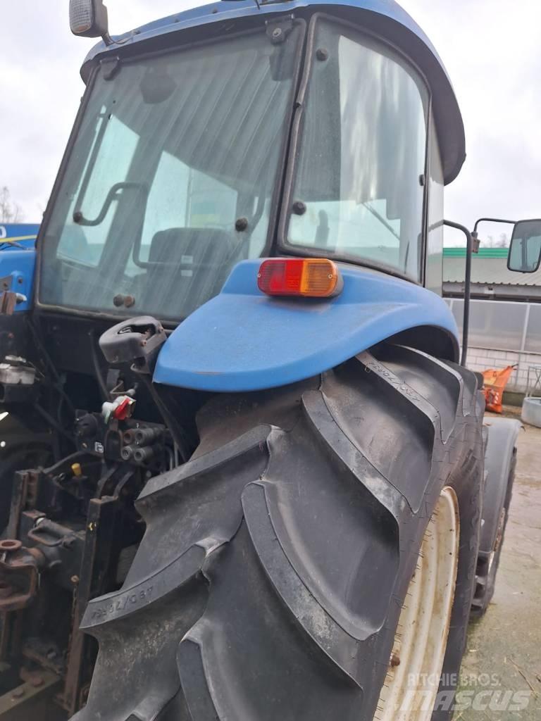 New Holland TD 95 D Tracteur