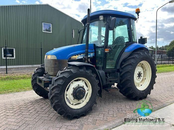 New Holland TD90 D Tracteur