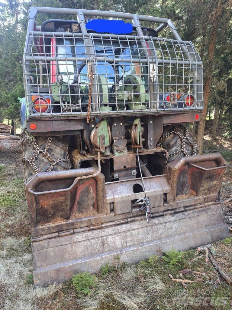 Valtra T 151 Tracteur