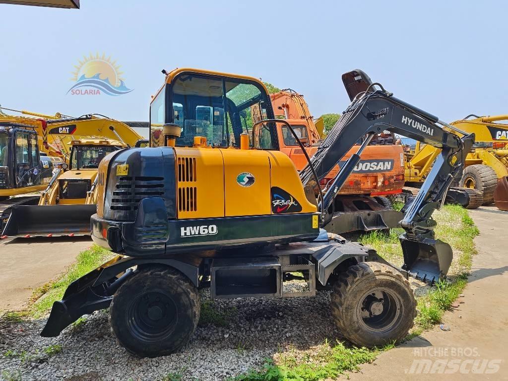 Hyundai Robex 60 W Pelle sur pneus