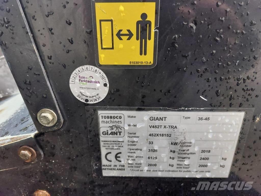 GiANT V 452 T X-tra Mini chargeuse