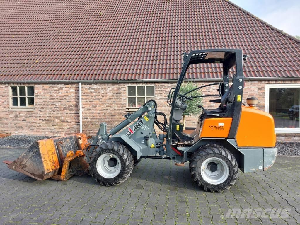 GiANT V 452 T X-tra Mini chargeuse