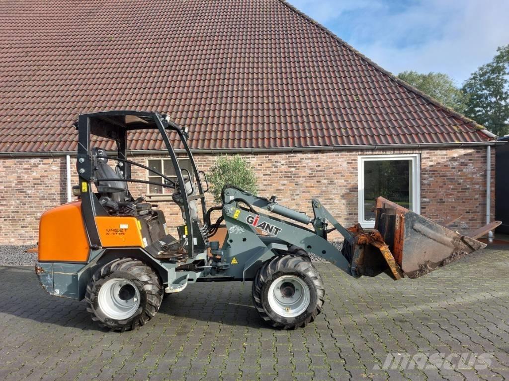 GiANT V 452 T X-tra Mini chargeuse