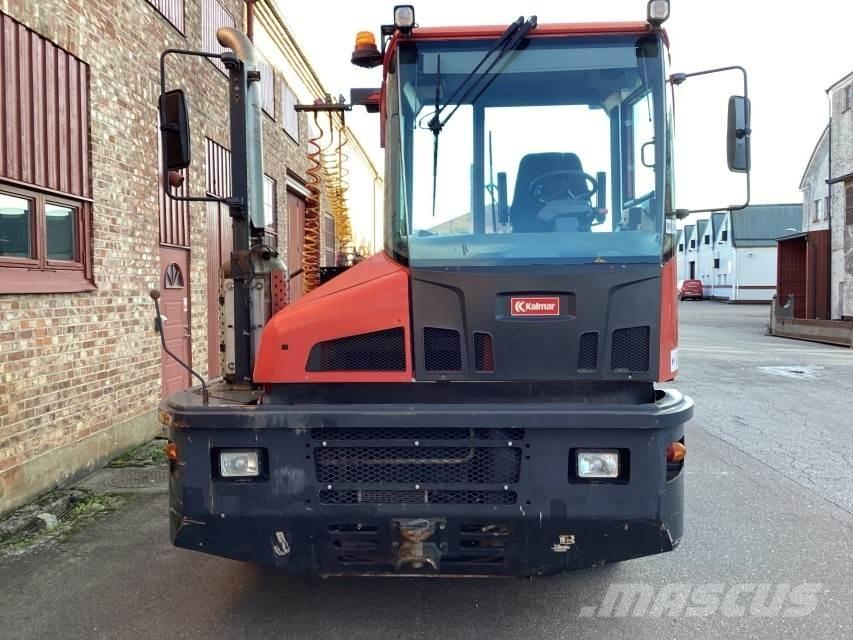 Kalmar TR618 Tracteur de manœuvre