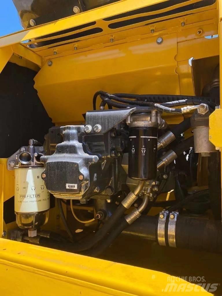 Komatsu pc200- 8 Pelle sur chenilles