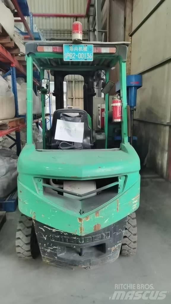 Mitsubishi FD 25 Chariots diesel