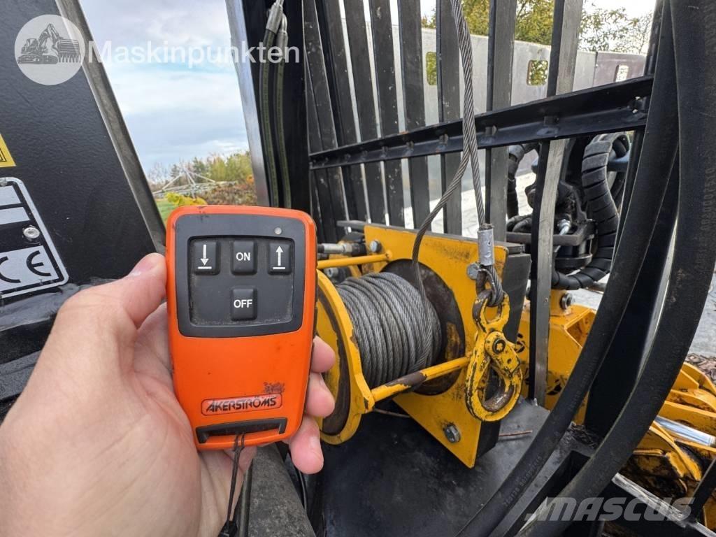 FTG Moheda 10/M40 Remorque forestière avec grue