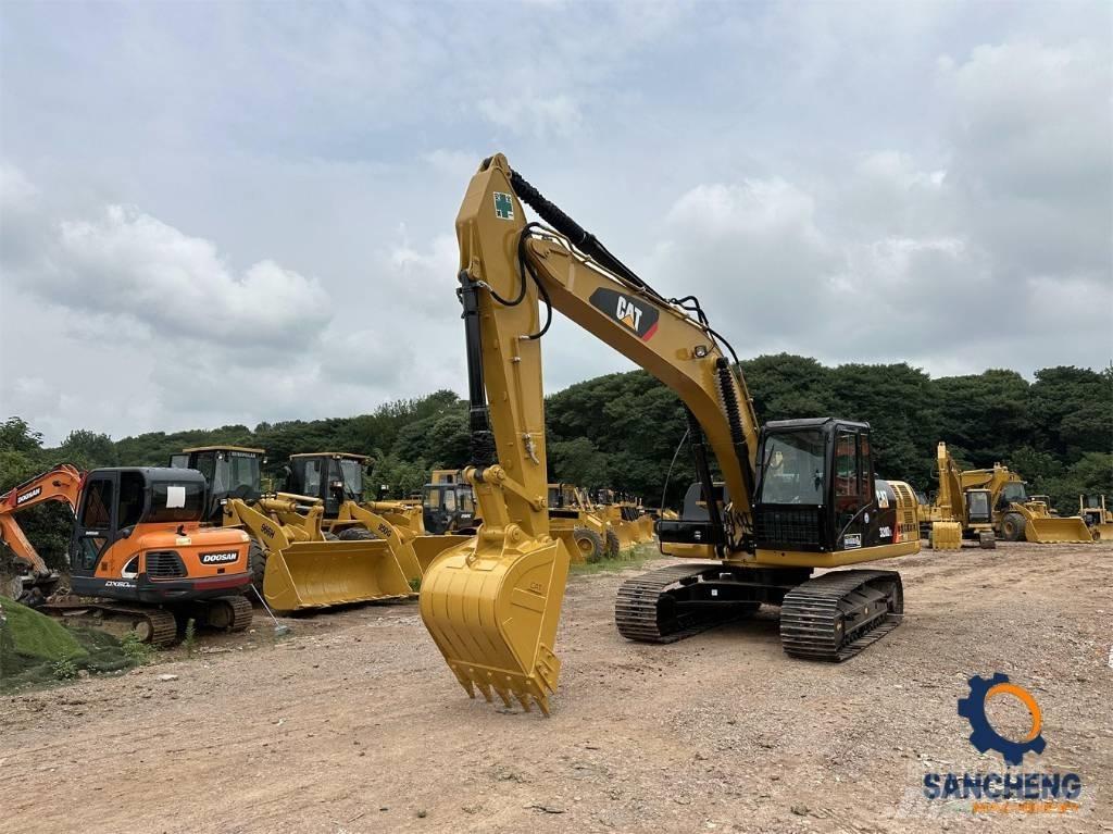 CAT 320 D 2 L Pelle sur chenilles