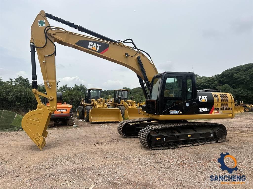 CAT 320 D 2 L Pelle sur chenilles