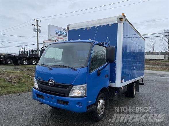 Hino 195 Camion de livraison de boisson