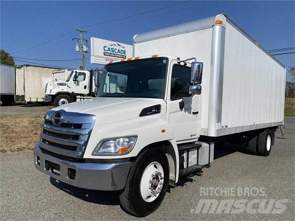 Hino 338 Camion Fourgon