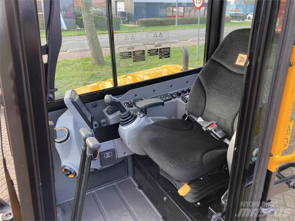 JCB 60C Mini pelle < 7t