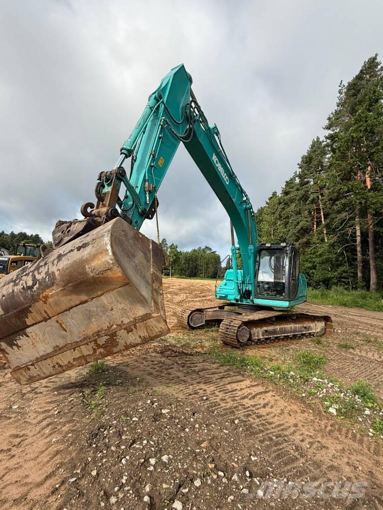 Kobelco SK 210 LC Pelle sur chenilles