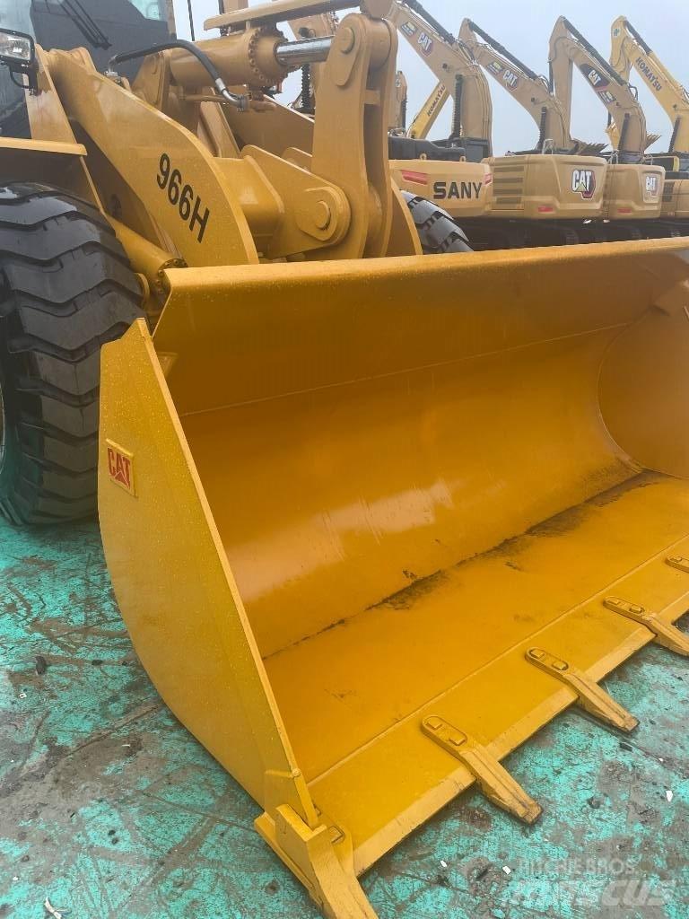 CAT 966 H Chargeuse sur pneus