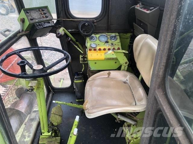 CLAAS Dominator 85 Moissonneuse batteuse
