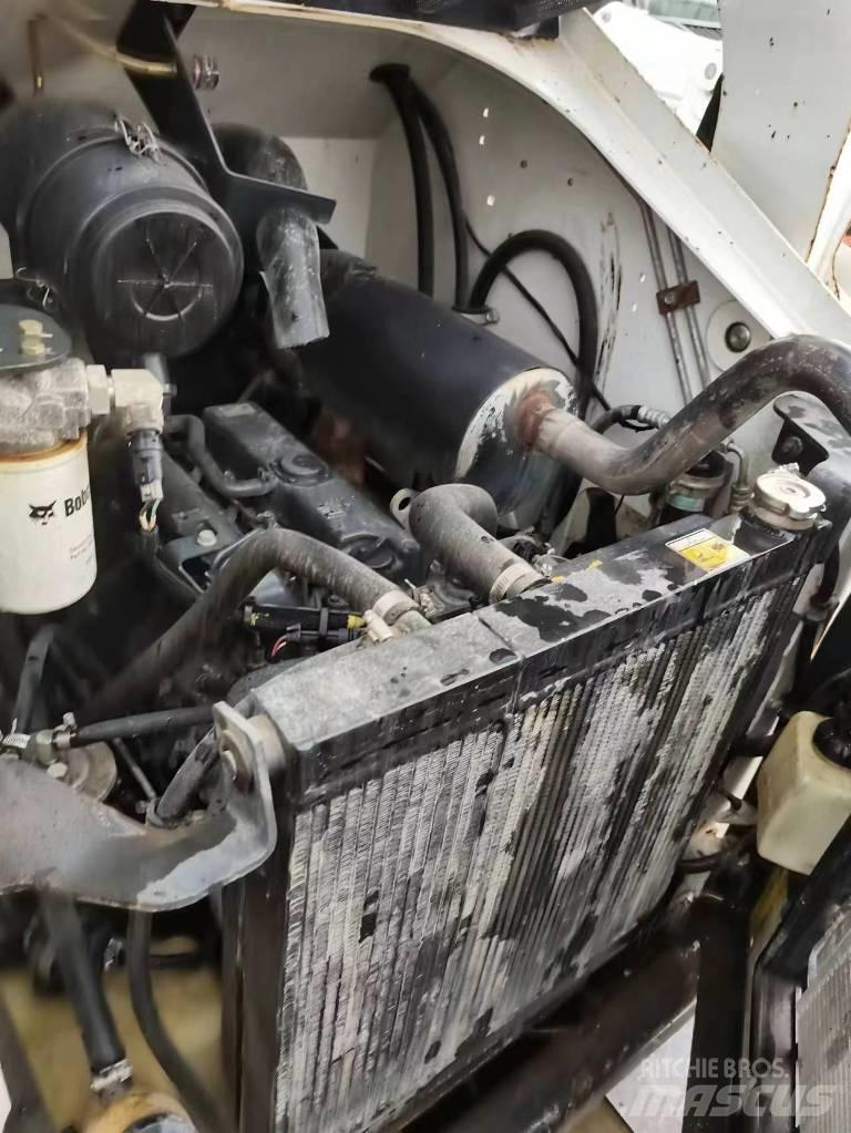 Bobcat S 250 Chargeuse compacte