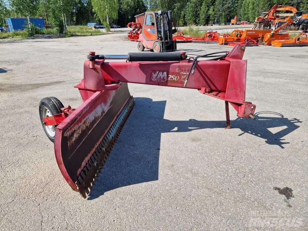 VM 250JH Niveleuse, lame