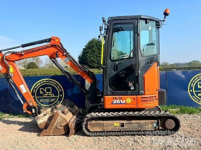 Hitachi ZX26U Mini pelle < 7t