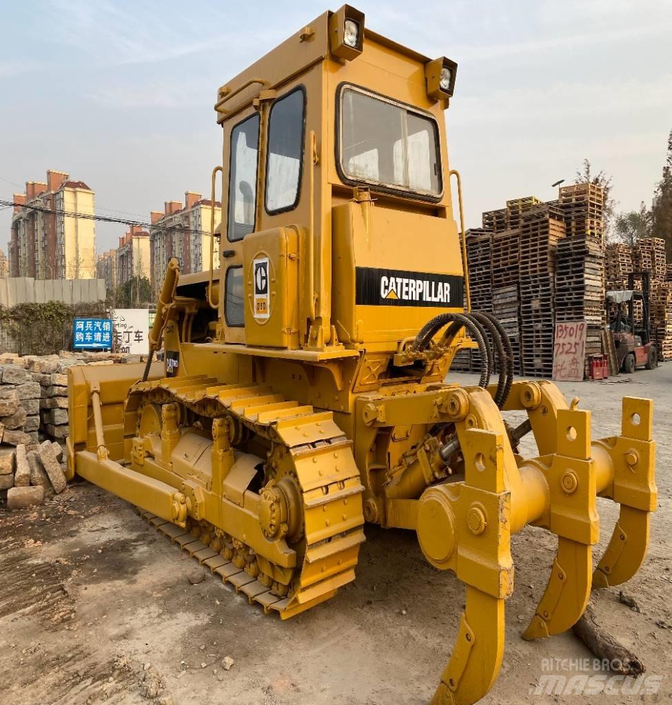 CAT D 6 D Bouteurs sur chenilles