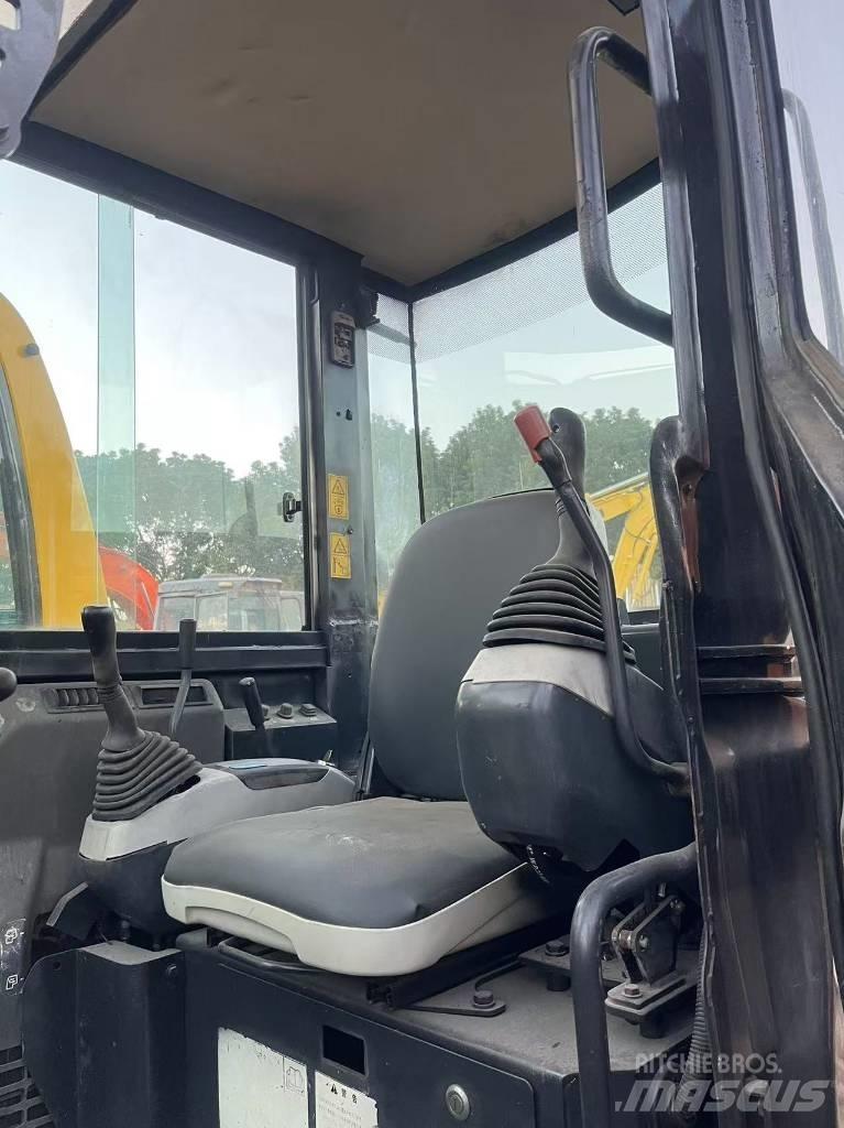 Komatsu PC 30 Pelle sur chenilles