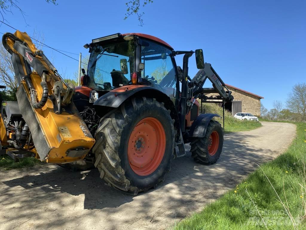 Kubota M135GX Tracteur