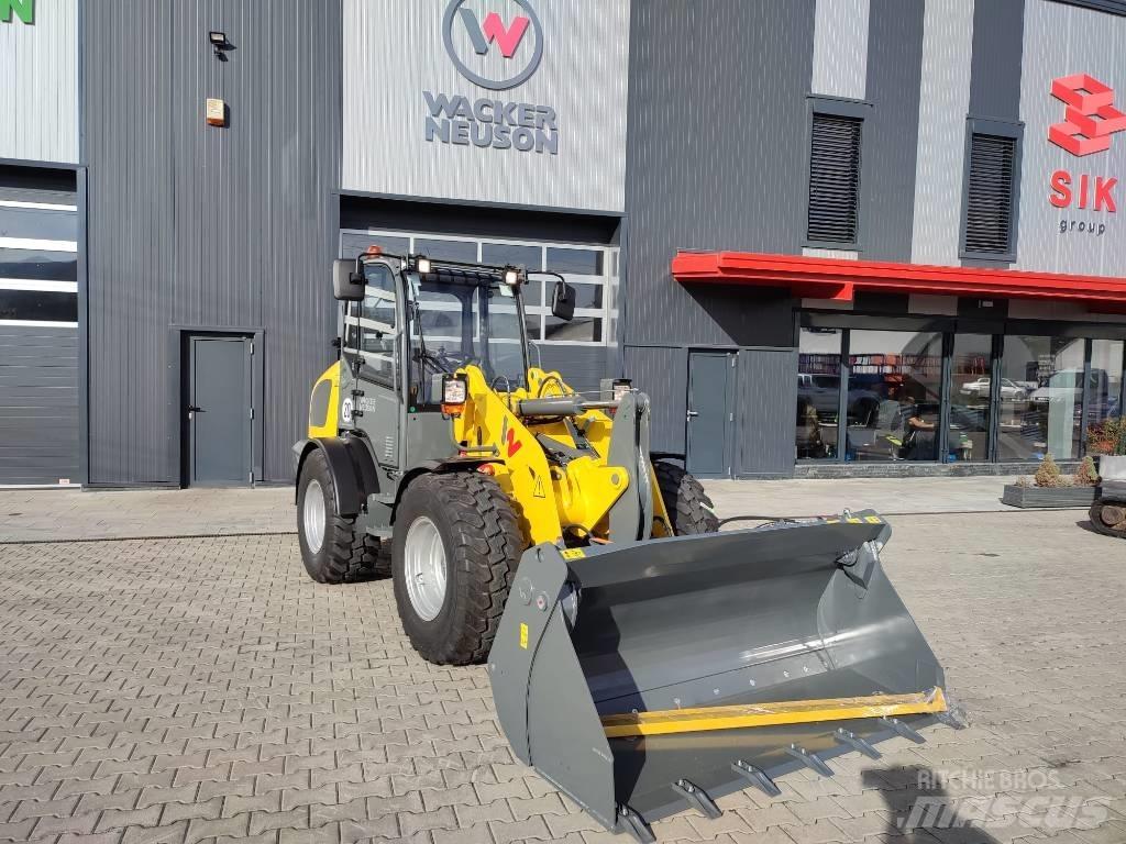 Wacker Neuson WL 44 Chargeuse sur pneus