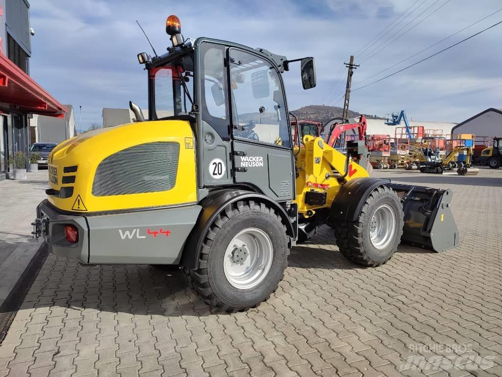 Wacker Neuson WL 44 Chargeuse sur pneus