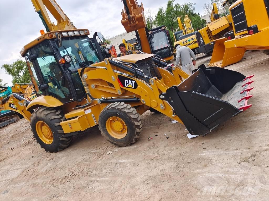 CAT 420 F Tractopelle