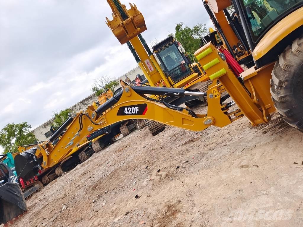 CAT 420 F Tractopelle