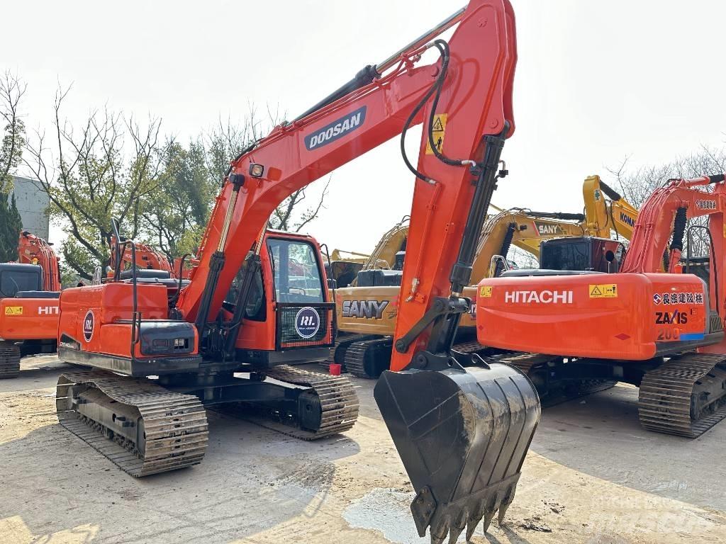 Doosan DX140LC-9C Mini pelle < 7t