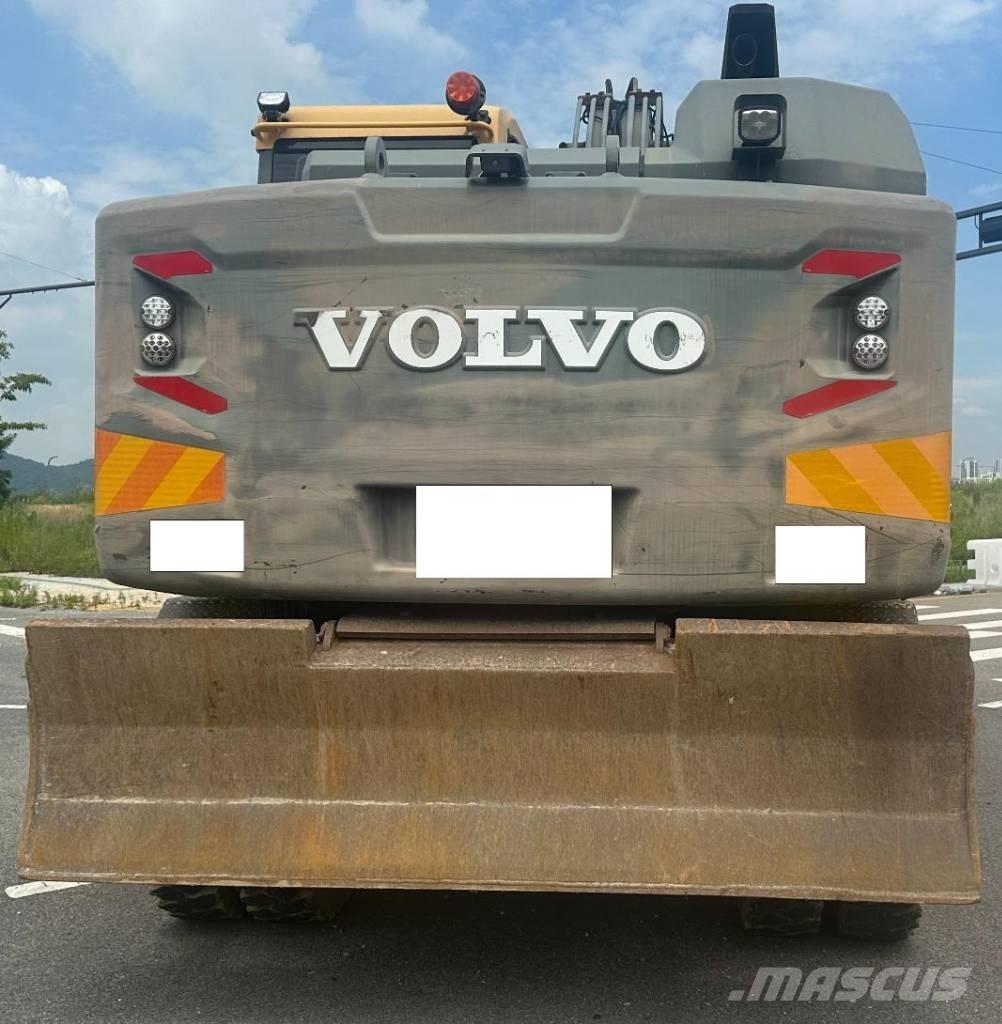 Volvo EW 140 Pelle sur pneus