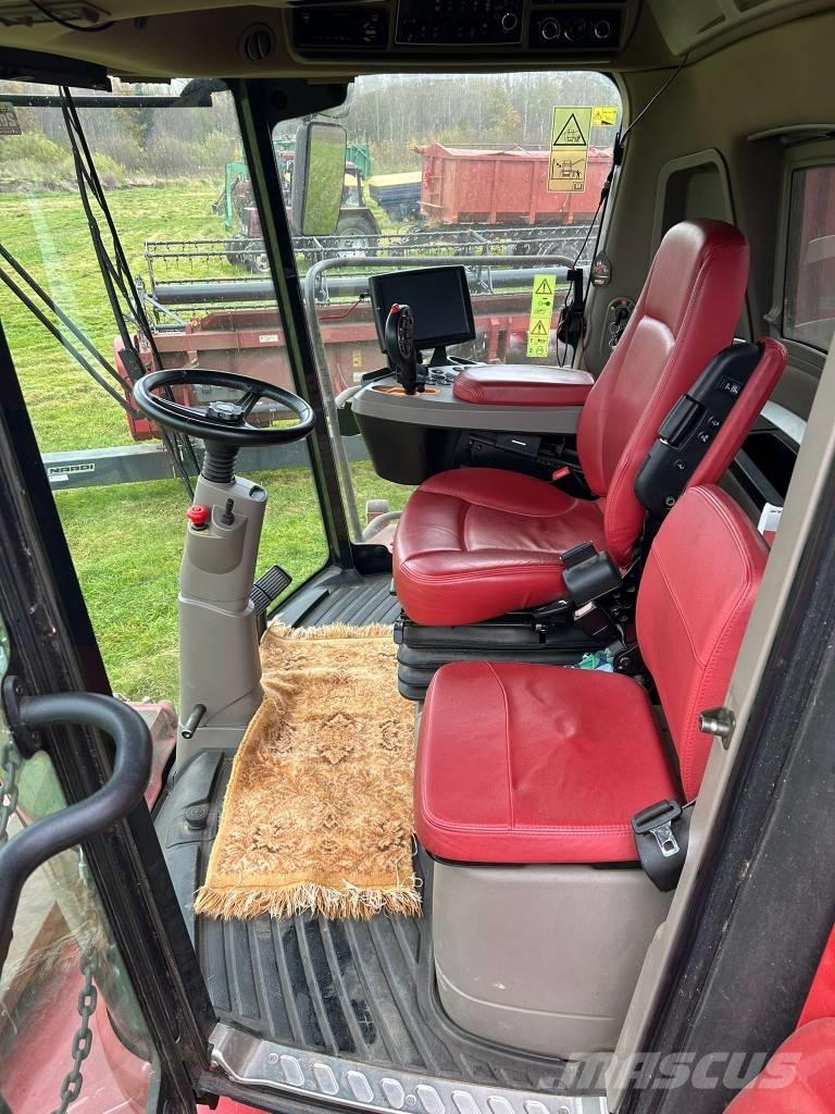 Case IH 8250 Moissonneuse batteuse