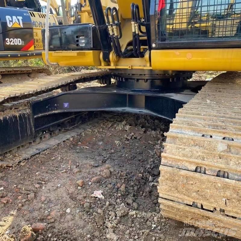 CAT 320 D Pelle sur chenilles
