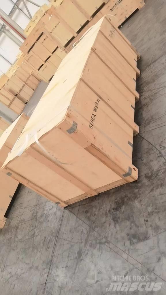 CAT 374 Pelle sur chenilles