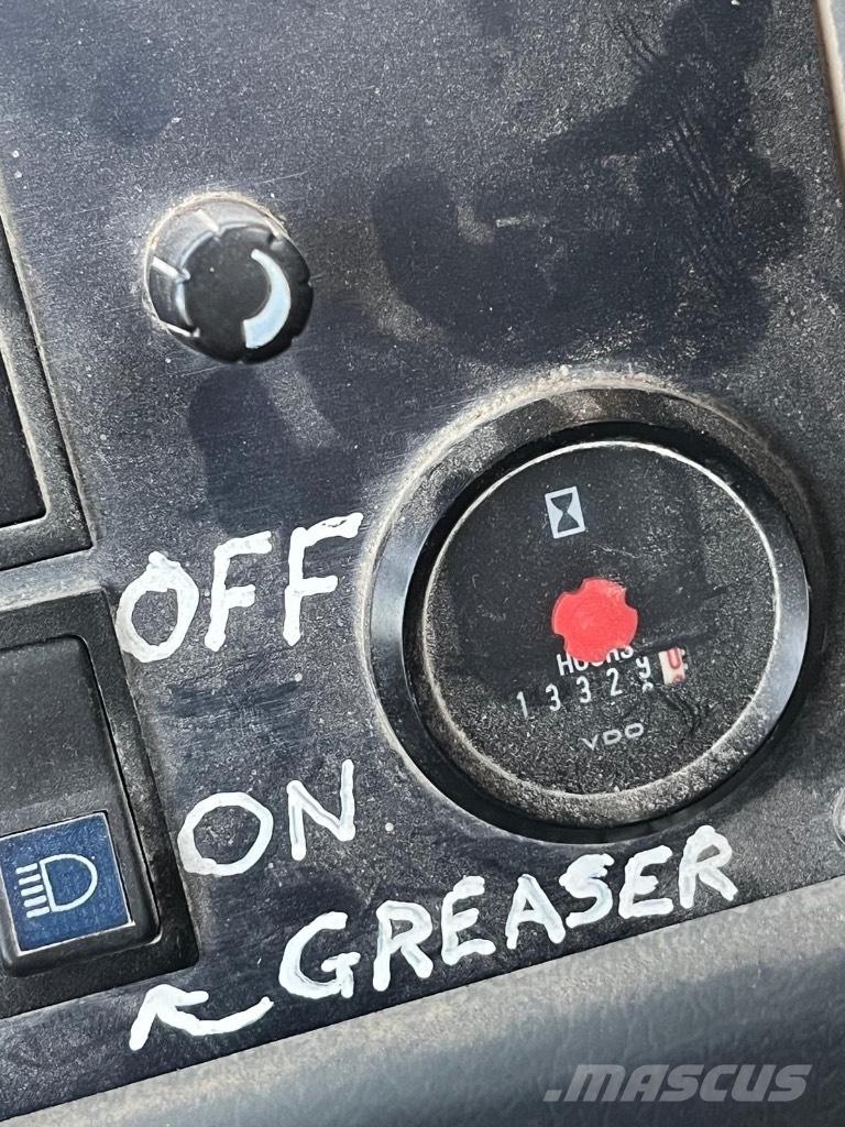 Volvo L 180 E Chargeuse sur pneus