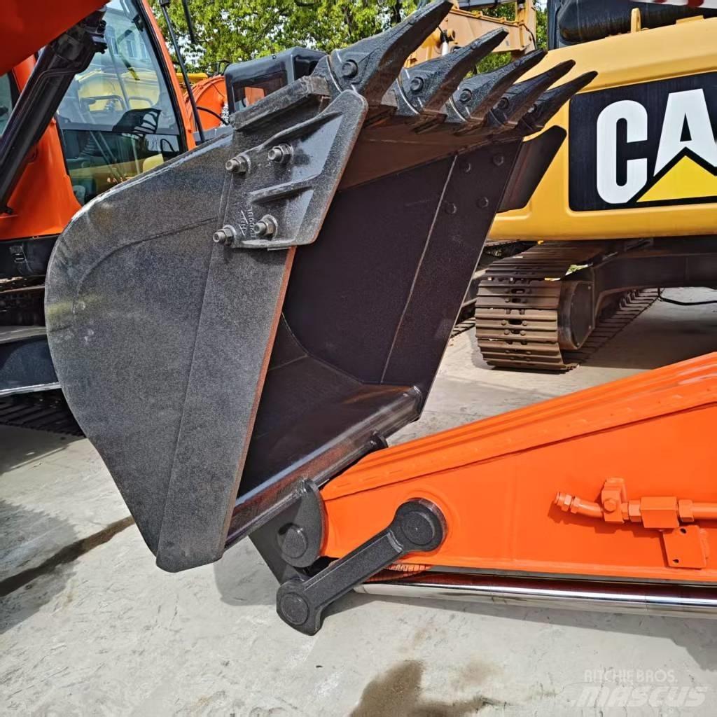 Doosan 225 LC Pelle sur chenilles