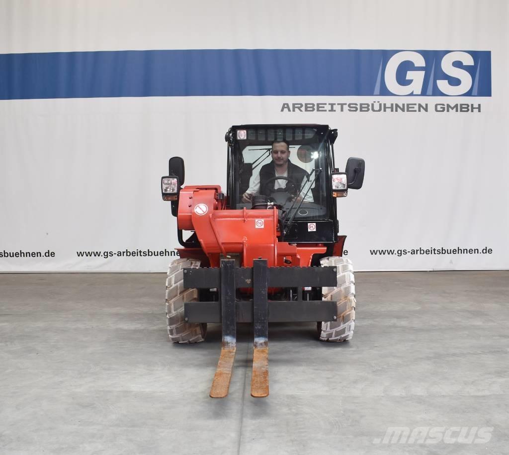 JCB 520-40 4WS Chariot télescopique