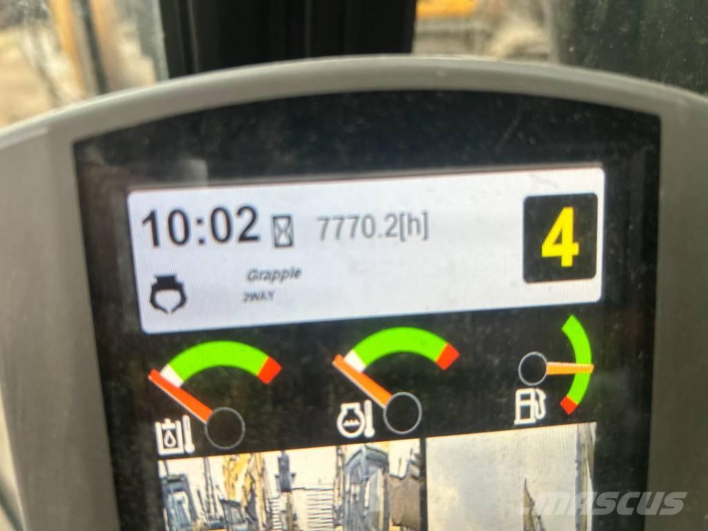 CAT 313 F LGC Pelle sur chenilles