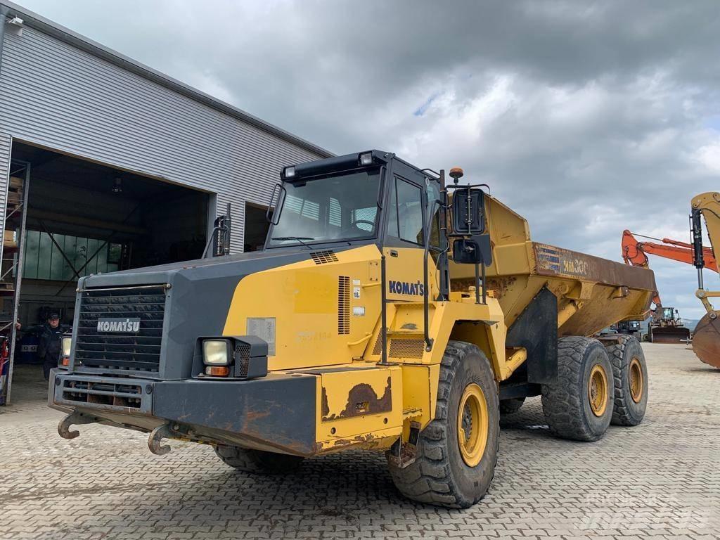 Komatsu HM 300-2 Tombereau articulé