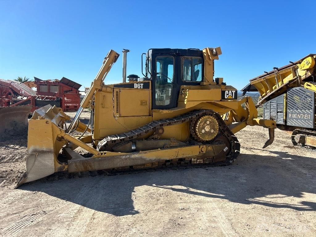 CAT D 6 T XL Bouteurs sur chenilles