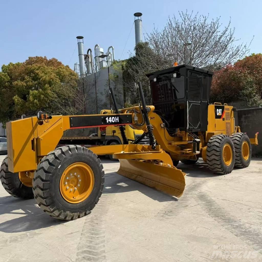 CAT 140 H Niveleuse