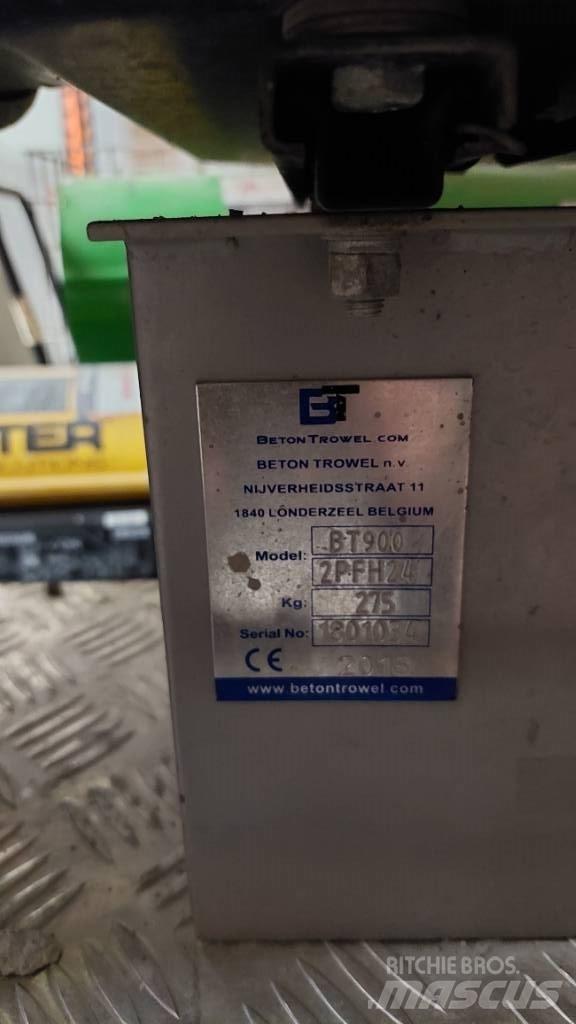 BT BT 900 2PFH24 Machines à polir le béton
